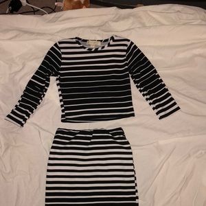 Cropped top long skirt. Niki Minaj Small